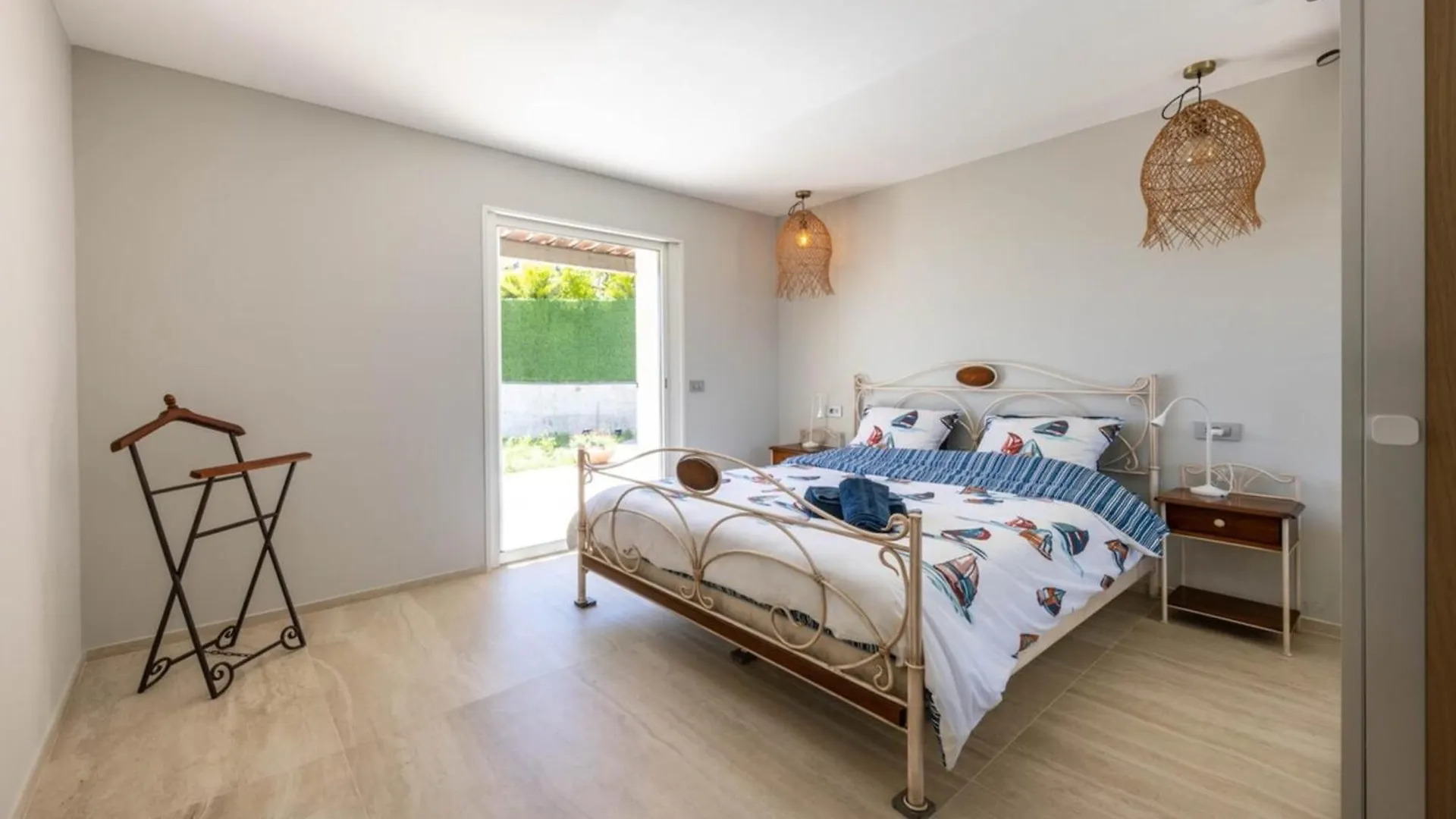 06Ak1 - Villa 4 Bedrooms Swimming Pool And Sauna Villeneuve-Loubet 0*,