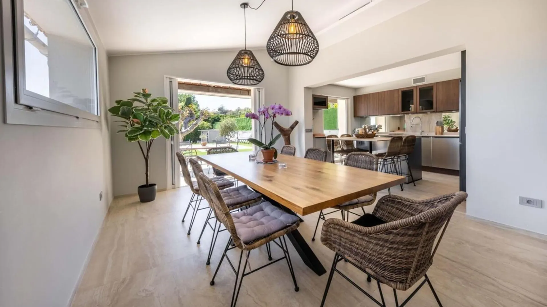 06Ak1 - Villa 4 Bedrooms Swimming Pool And Sauna Villeneuve-Loubet