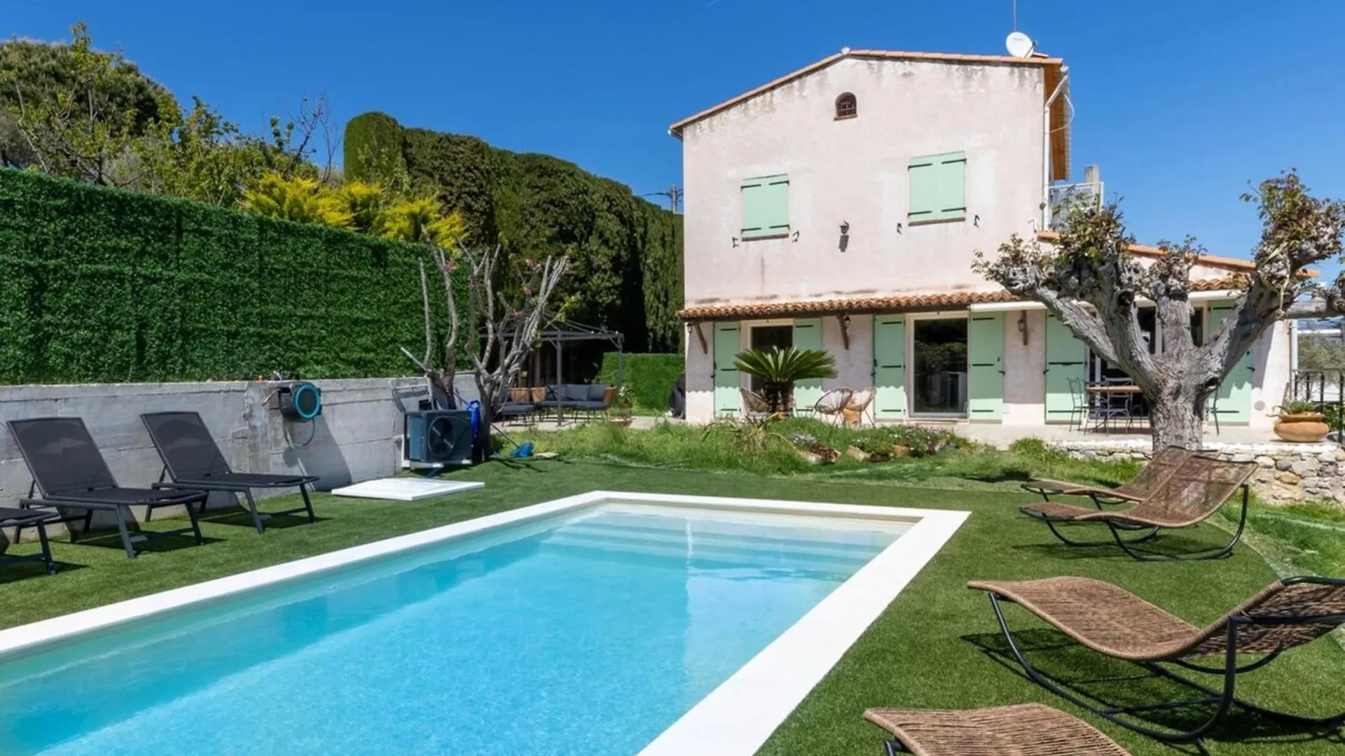 06Ak1 - Villa 4 Bedrooms Swimming Pool And Sauna Villeneuve-Loubet