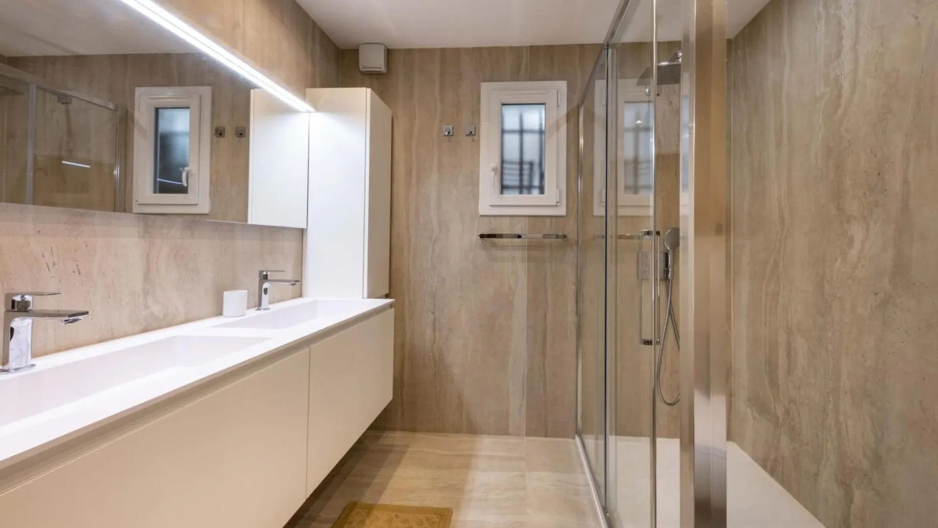 06Ak1 - Villa 4 Bedrooms Swimming Pool And Sauna Villeneuve-Loubet 0*,