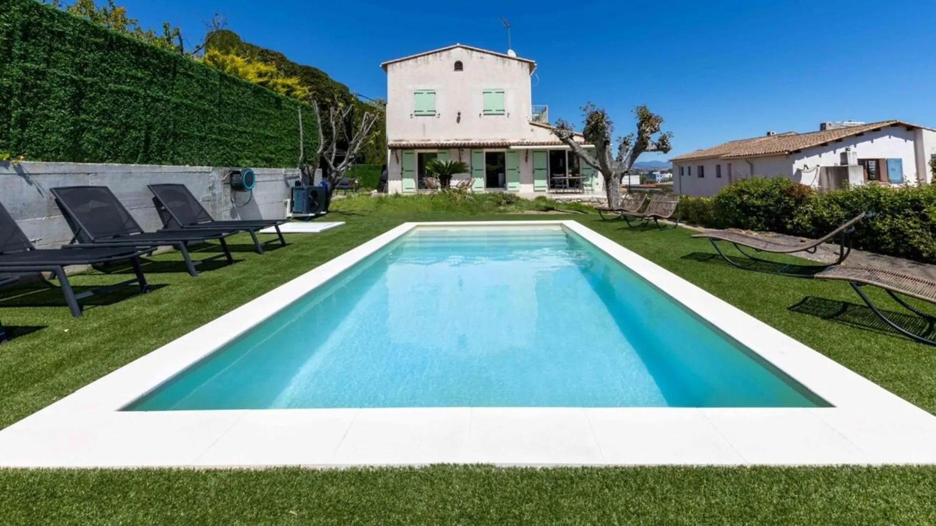 06Ak1 - Villa 4 Bedrooms Swimming Pool And Sauna Villeneuve-Loubet